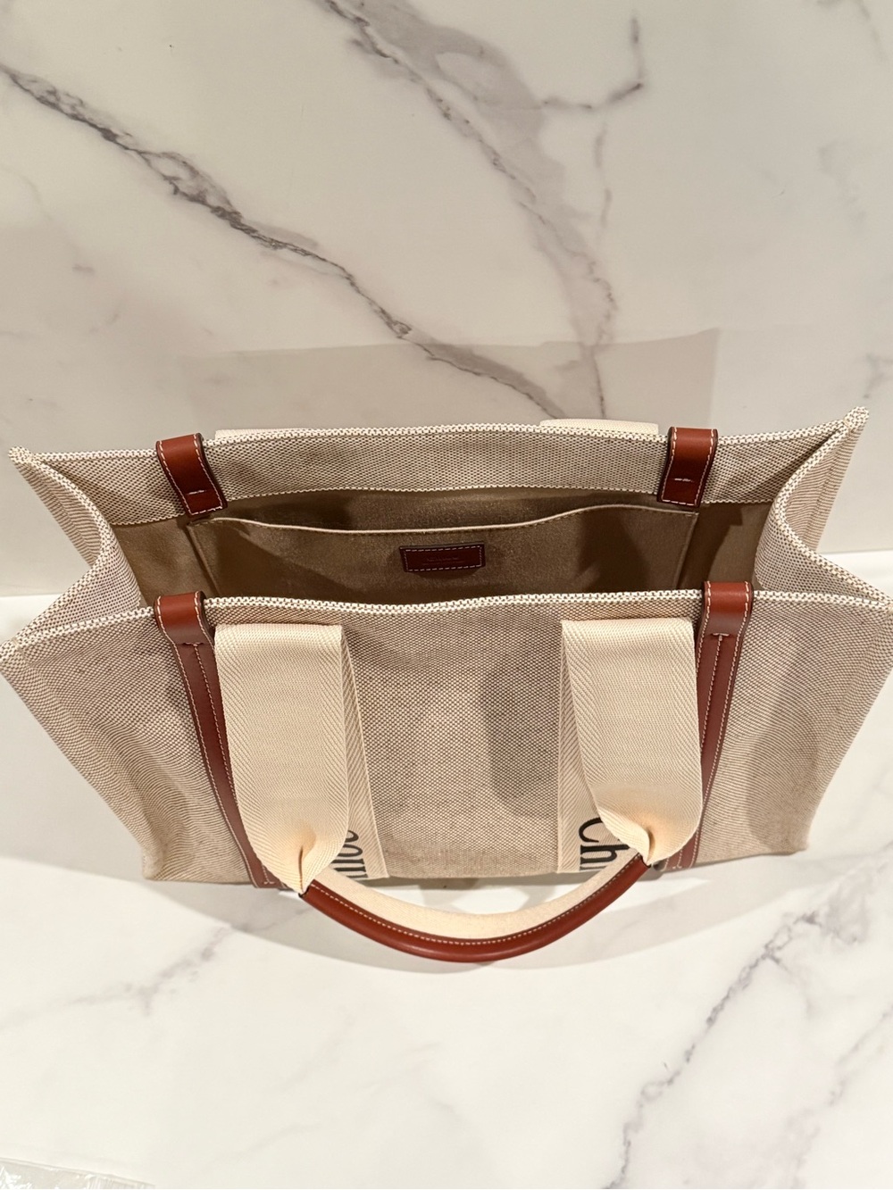Chloé Woody Tote Bag Medium - Picture 15 of 16